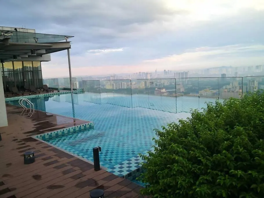 Ekocheras#Above Mall#Link Mrt#6 Pax Kuala Lumpur Malajsie