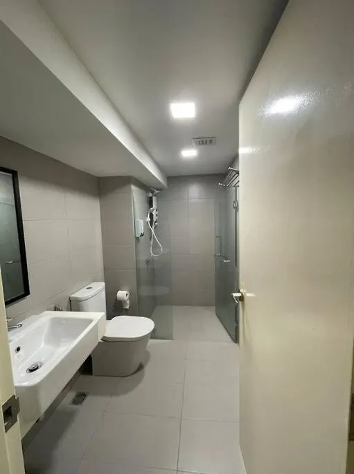 Ekocheras#Above Mall#Link Mrt#6 Pax Kuala Lumpur Malajsie