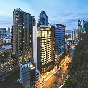 4* Hotel Santa Grand Signature